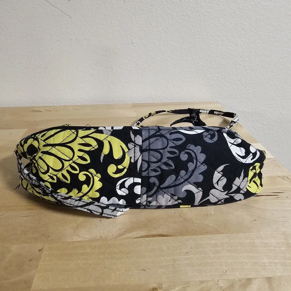 Vera Bradley Retired Baroque Frannie Style Crossbody Purse Shoulder Bag‎
